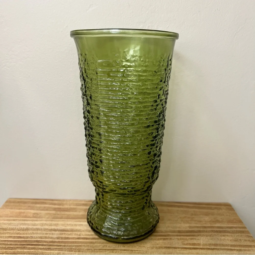 Vintage Anchor Hocking NAPCO Avocado Olive Green Crinkle Glass Flower Vase